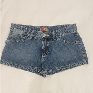 no boundaries shorts